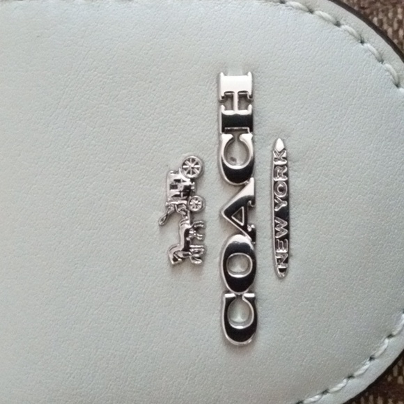 🔥NWT Coach Wallet - Picture 11 of 12